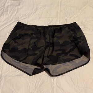 Old Navy Black Camo Women's Athletic Shorts